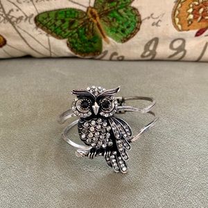 Sparkling owl bracelet, 2.5” wide x 2.1875” tall